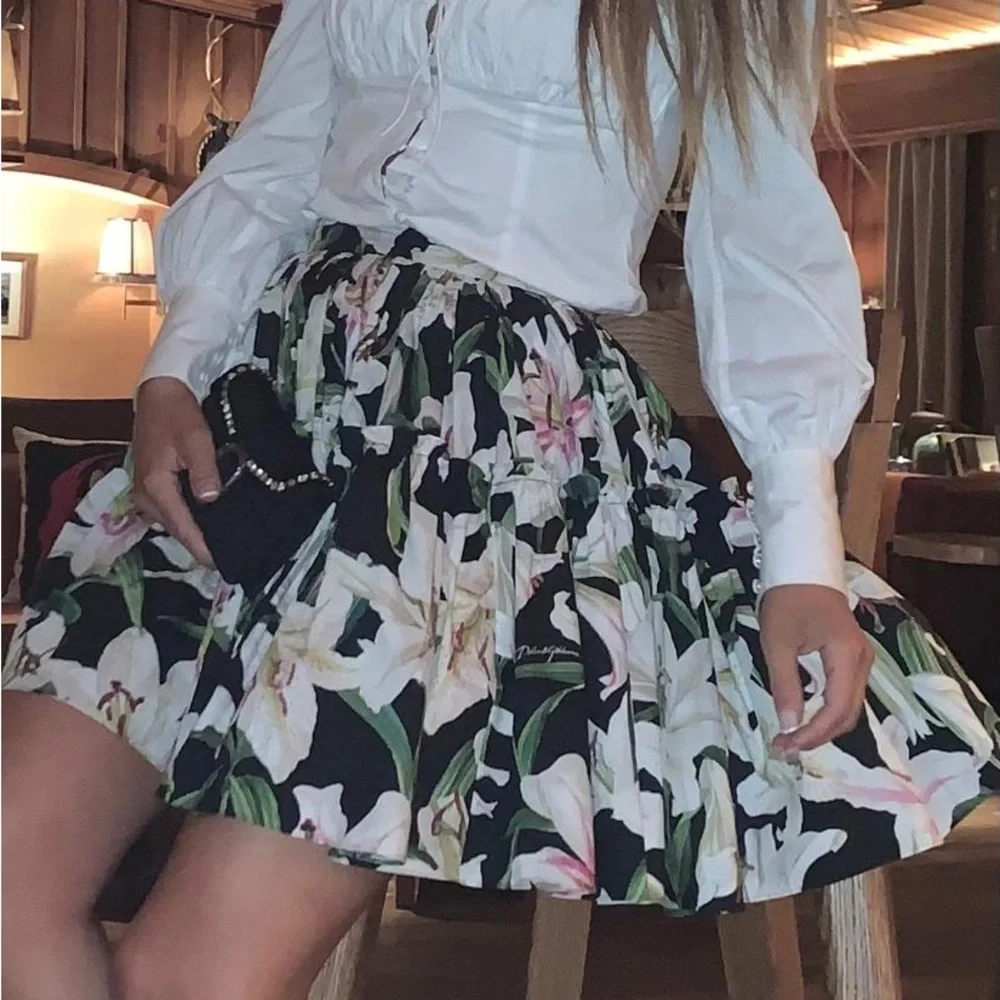 Dolce & Gabbana Skirt - Picture 3 of 8